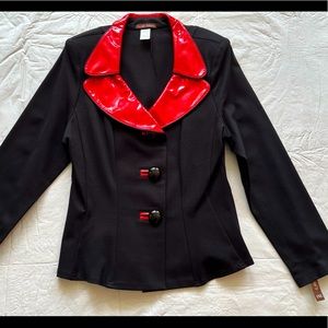 Black jacket with fashion red collar and stunning fit details.